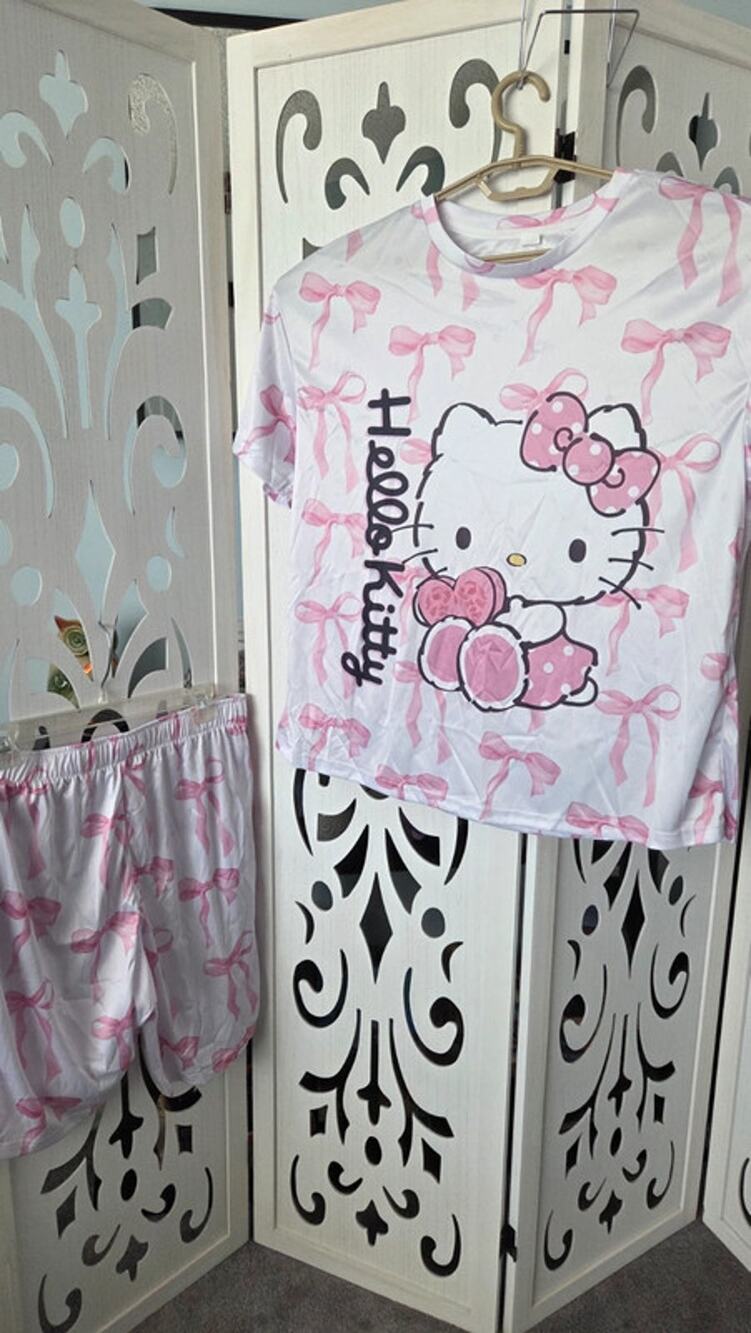 Hello Kitty Pink Bow Pajama Set XL NWOT 2 Piece Sleepwear Shorts Lounge PJs